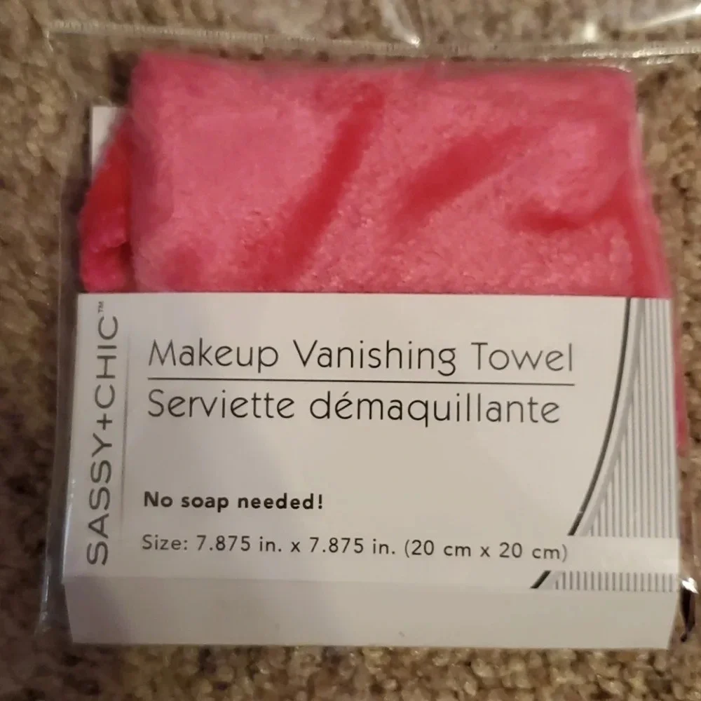 Makeup Eraser Vanishing Towel Bundle 2